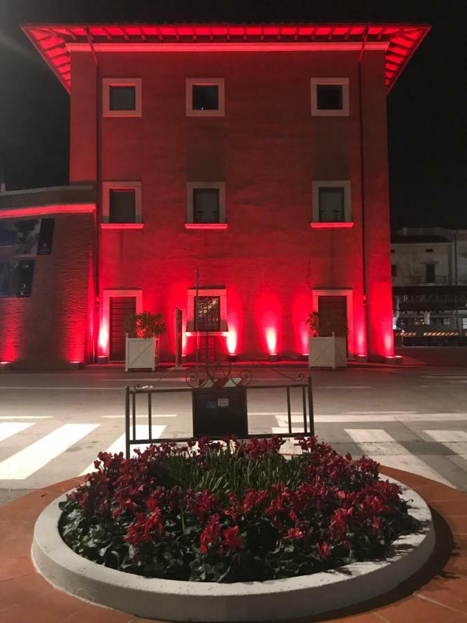 Villa Allende In フォルテ・デイ・マルミ エクステリア 写真